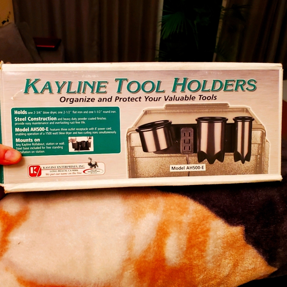 Tool holder